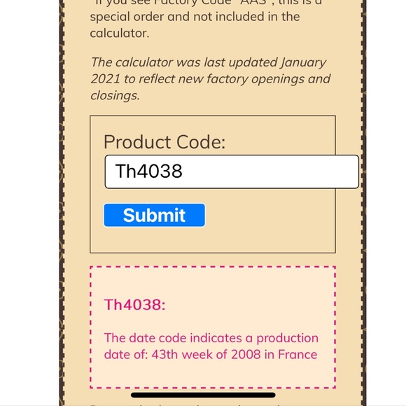 Louis Vuitton Vernis Red Heart pouch with charms - Picture 10 of 11